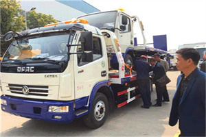 冕宁汽车道路救援拖车价格